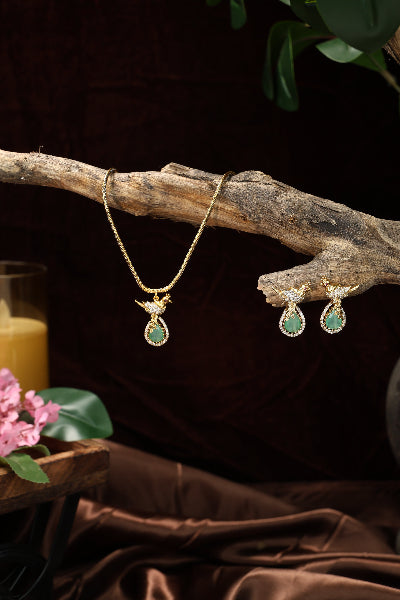 Cute bird motti attigai with Cz stone