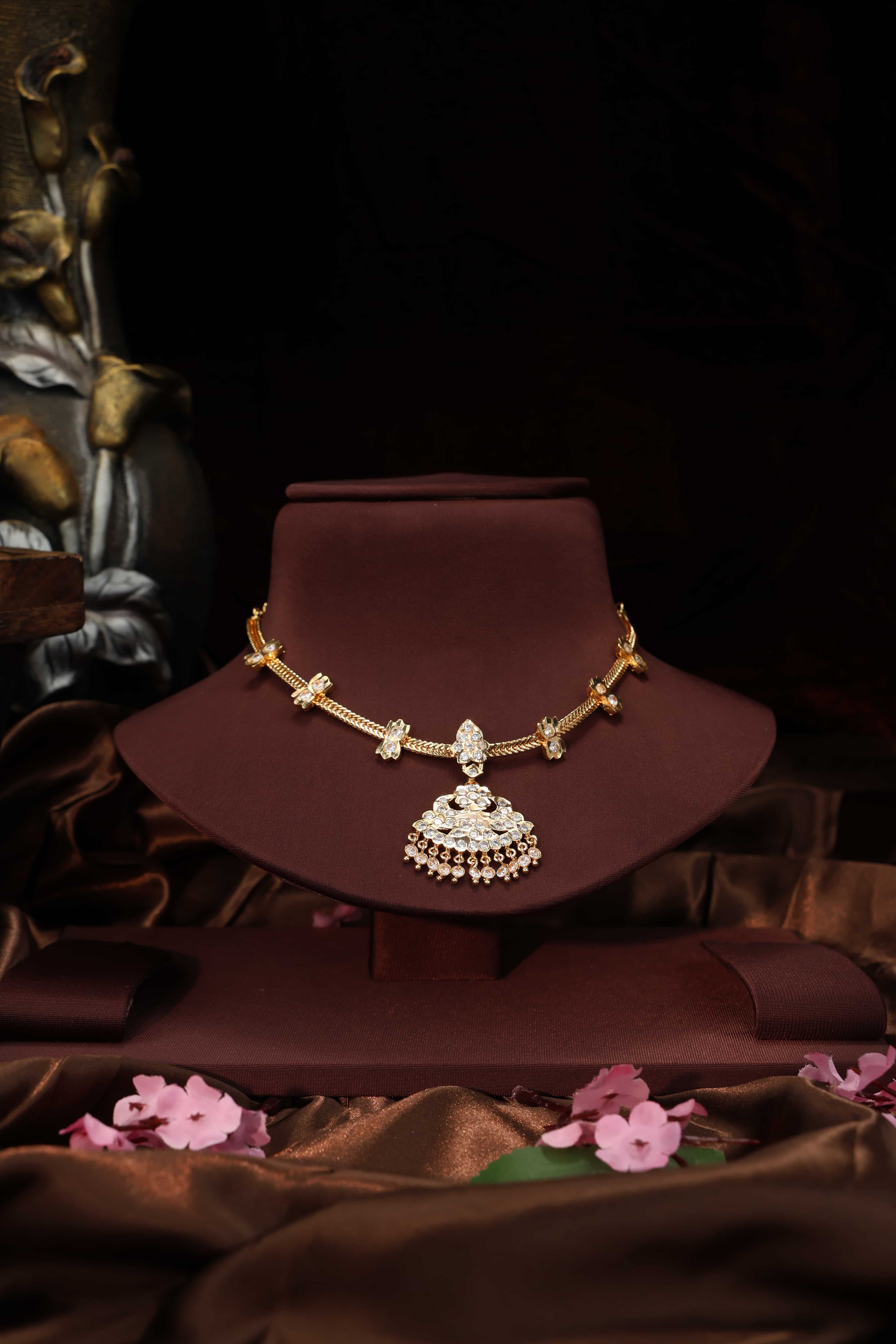 Vintage style impon attigai-white
