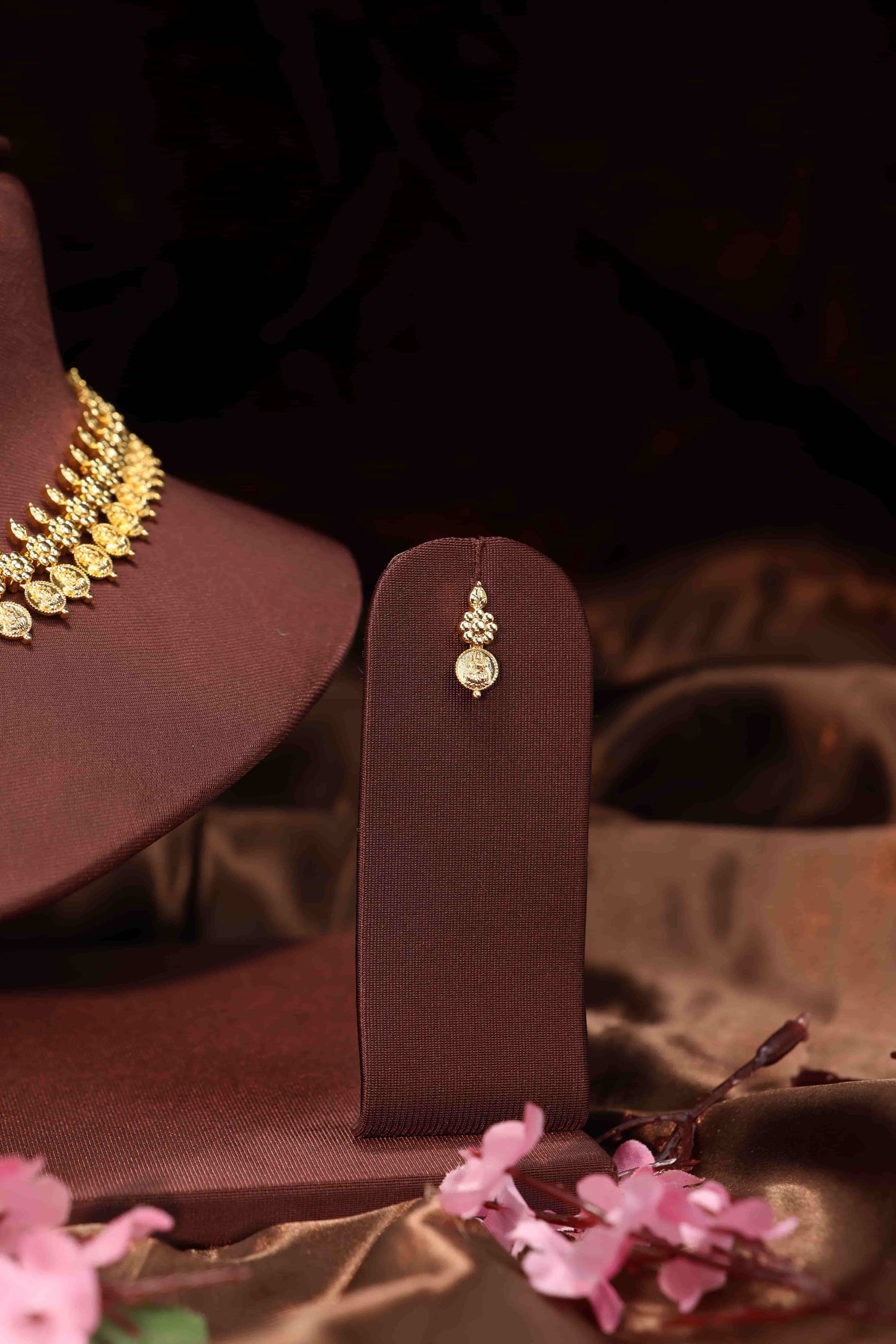 Cute lakshmi coin neclace with studs