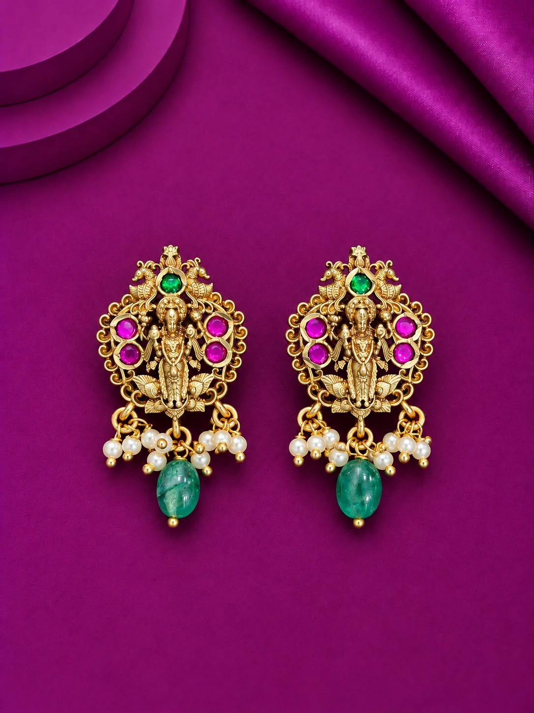Perumal motif antique stud with green beads hanging