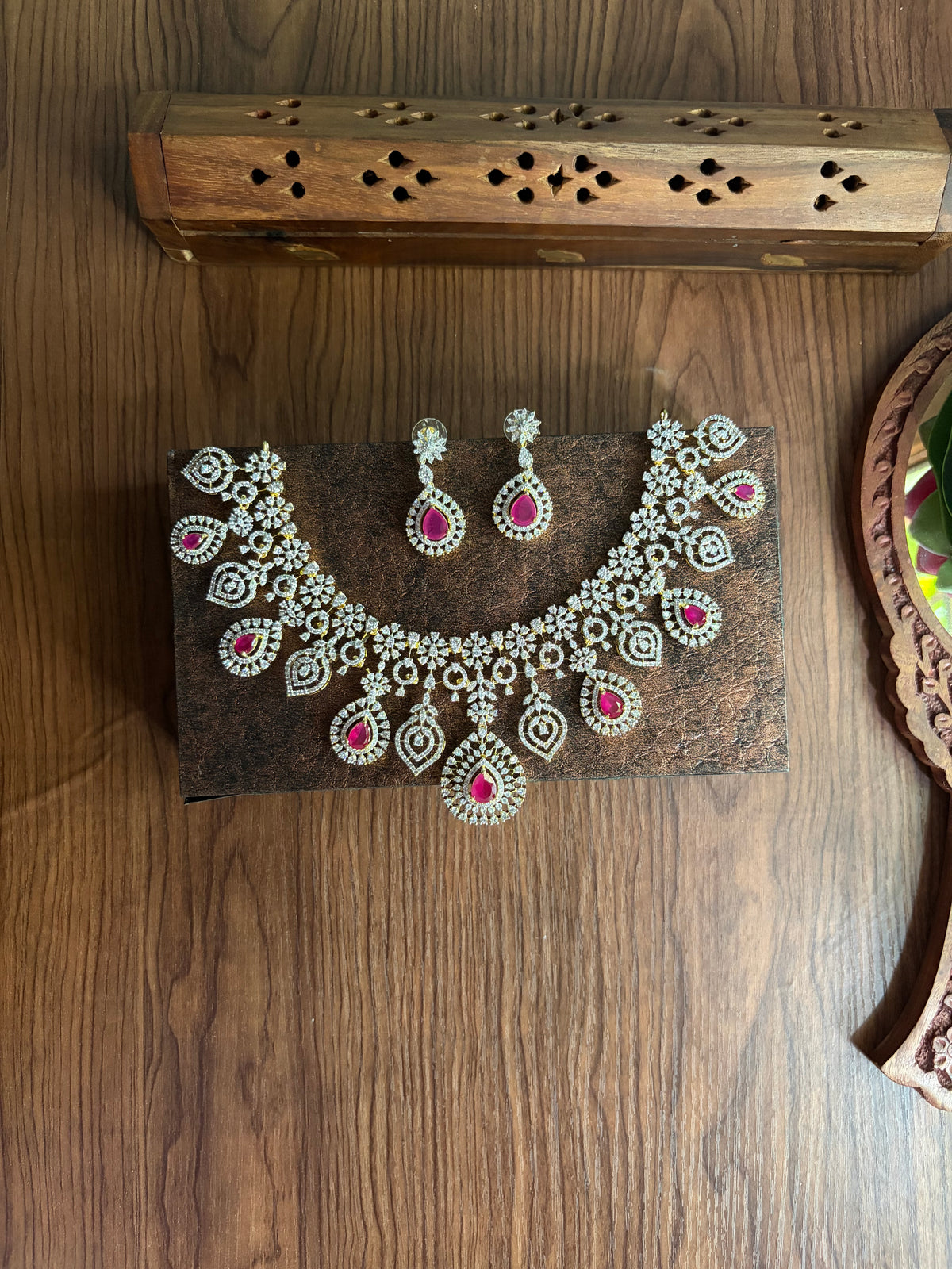 American diamond necklace with earrings