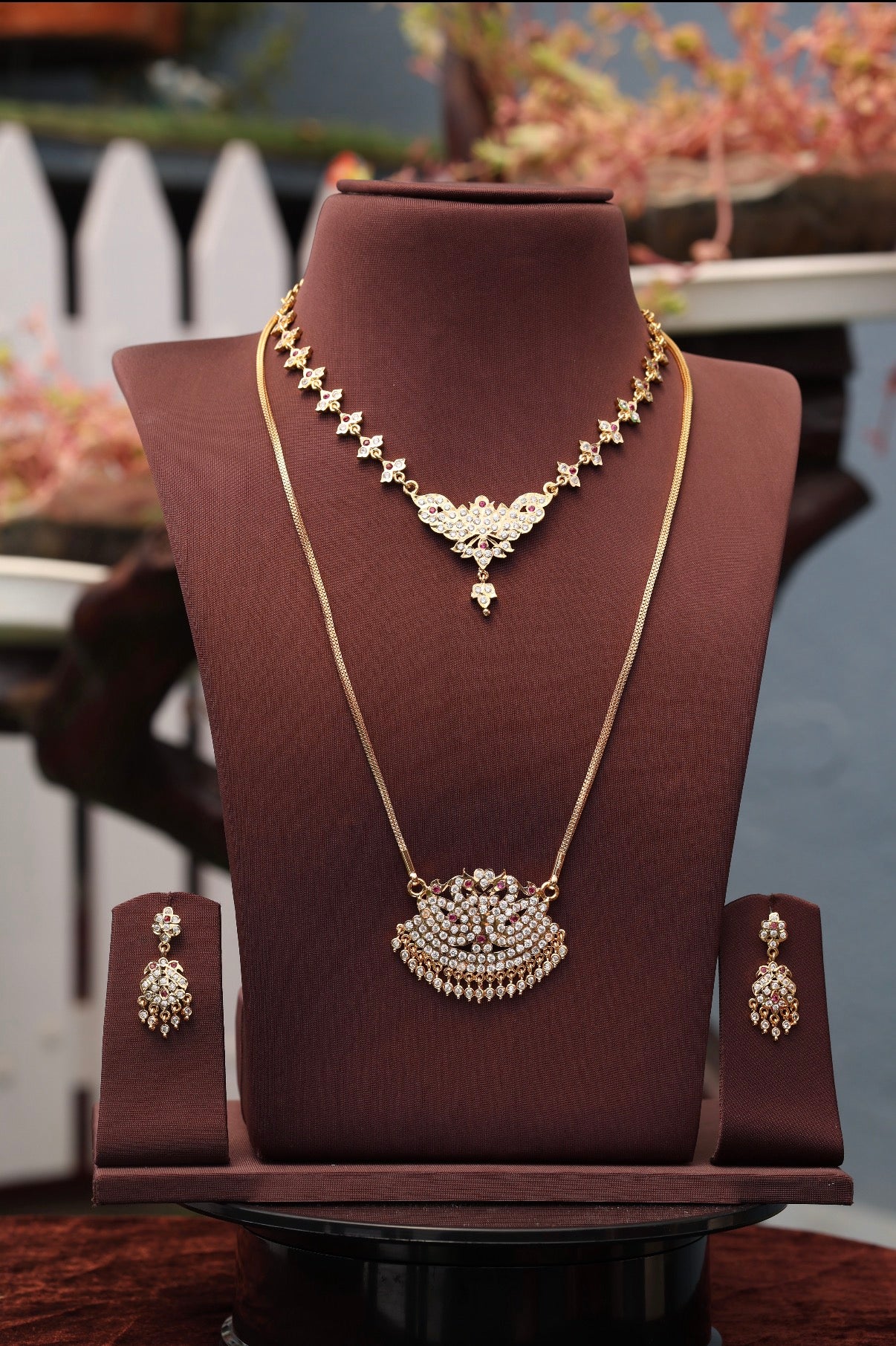 Dollar chain with necklace