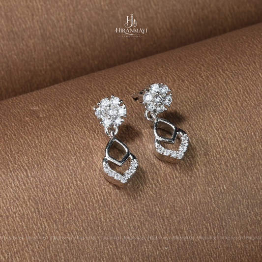 Zig zag pattern diamond replica necklace