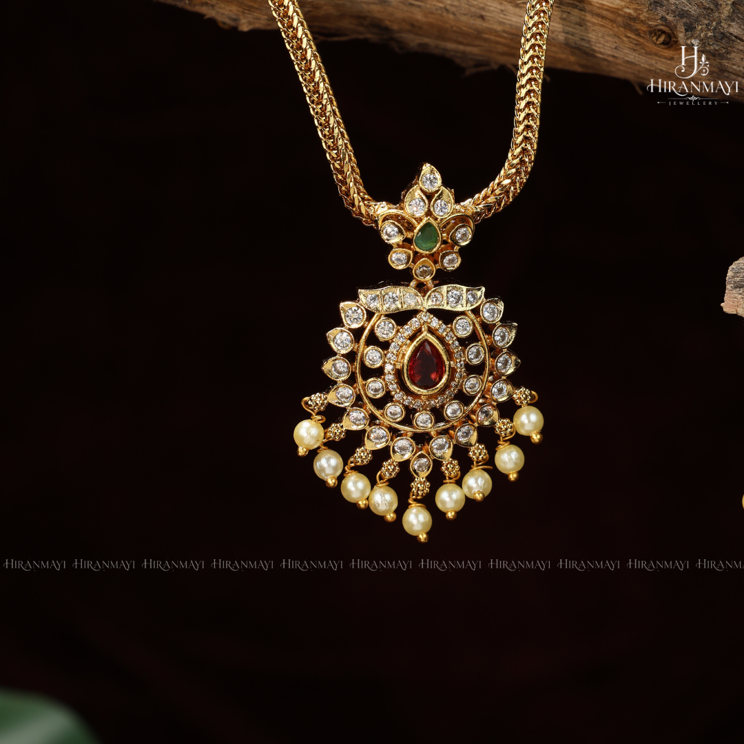 Antique minimal Chocker