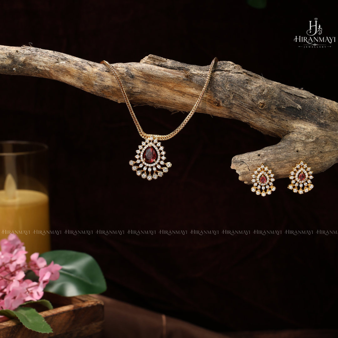 Diamond Replica Chocker  - Ruby