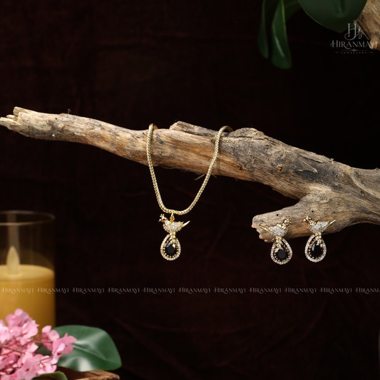 Minimal Antique Bird Motif Neckset - purple