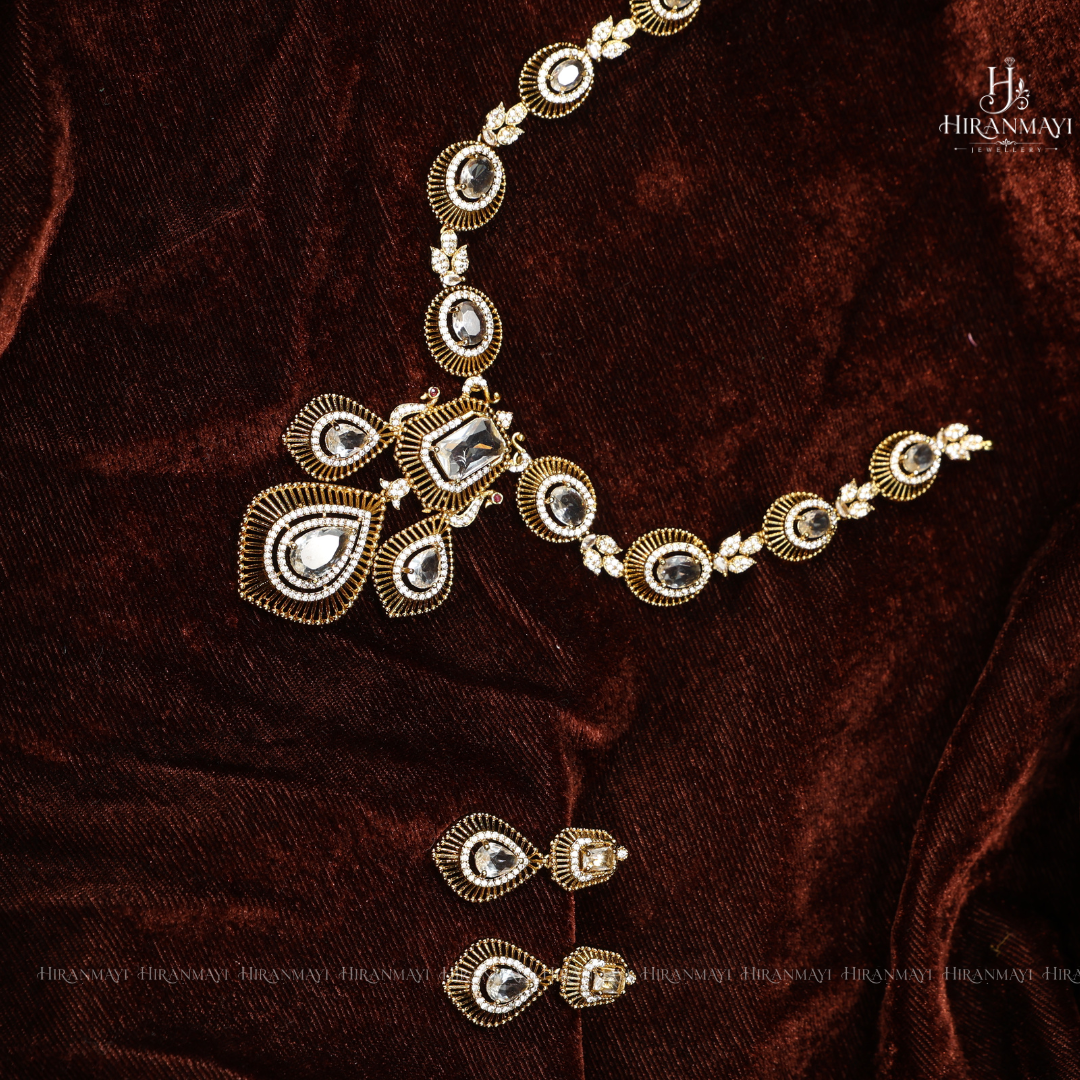 Peacock feathers like design ad necklace rs.1390