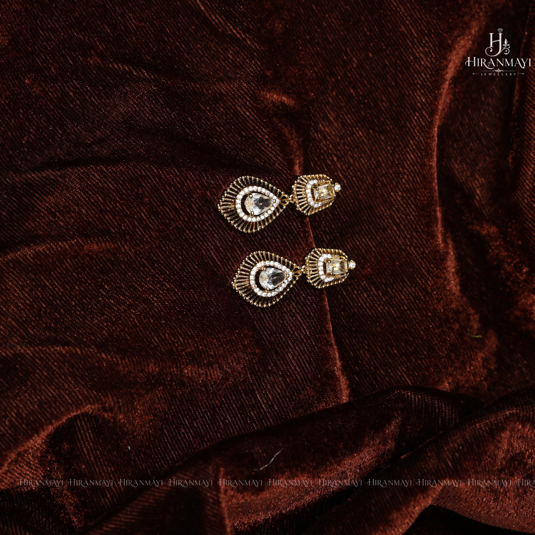 Peacock feathers like design ad necklace rs.1390