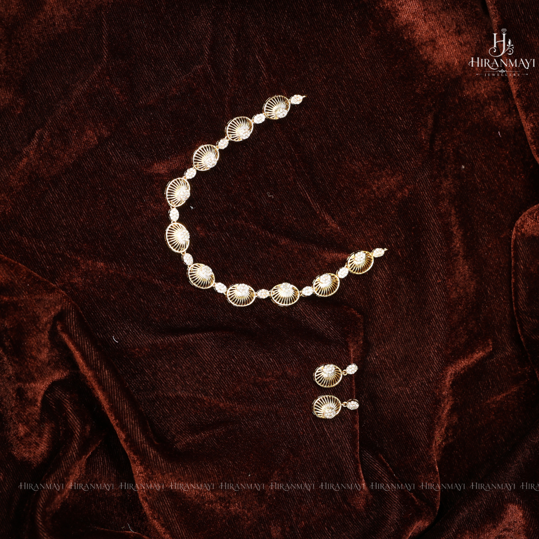 Shell model stone studded necklace