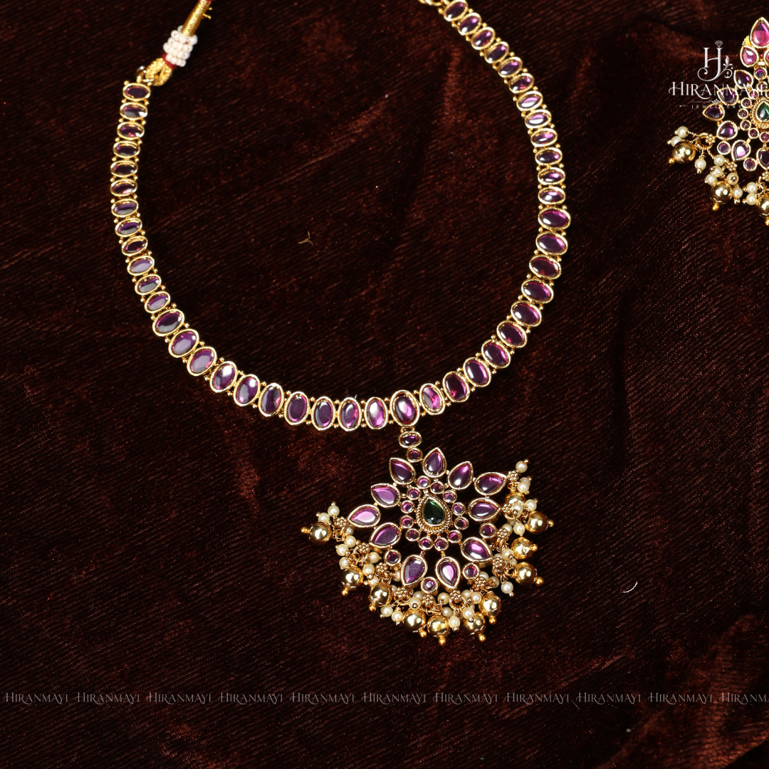 Kundan stone attigai with earrings