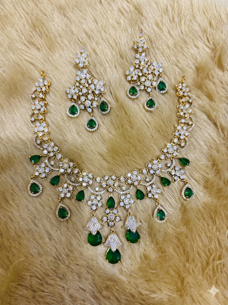 Victorian finish emerald stone necklace