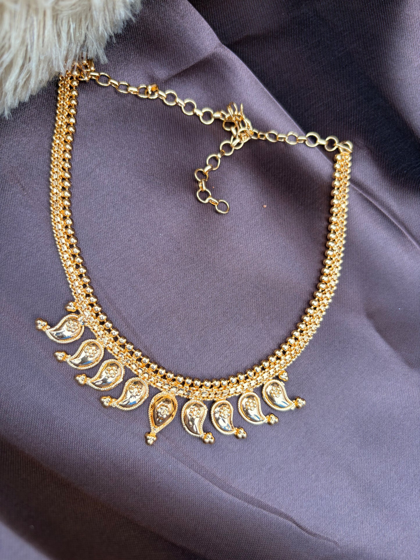 CUTE MANGO NECKLACE